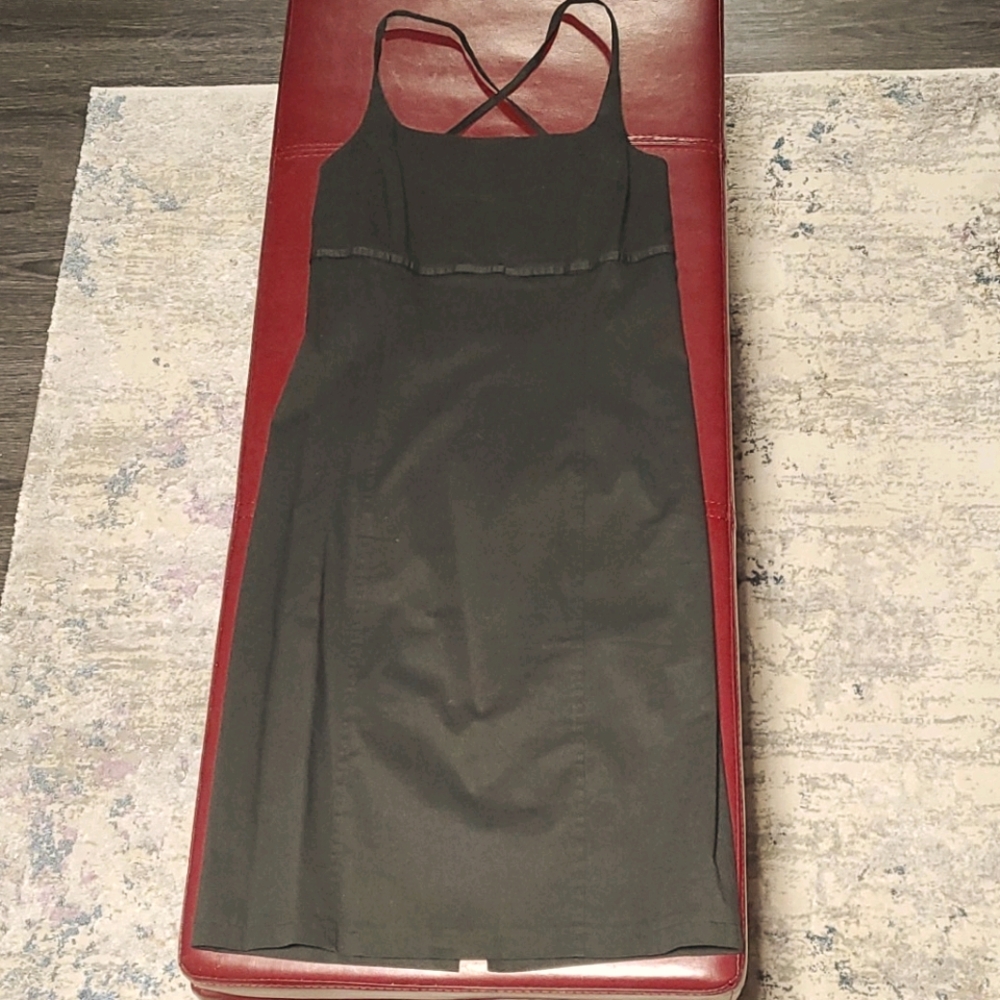 Super cute black dress